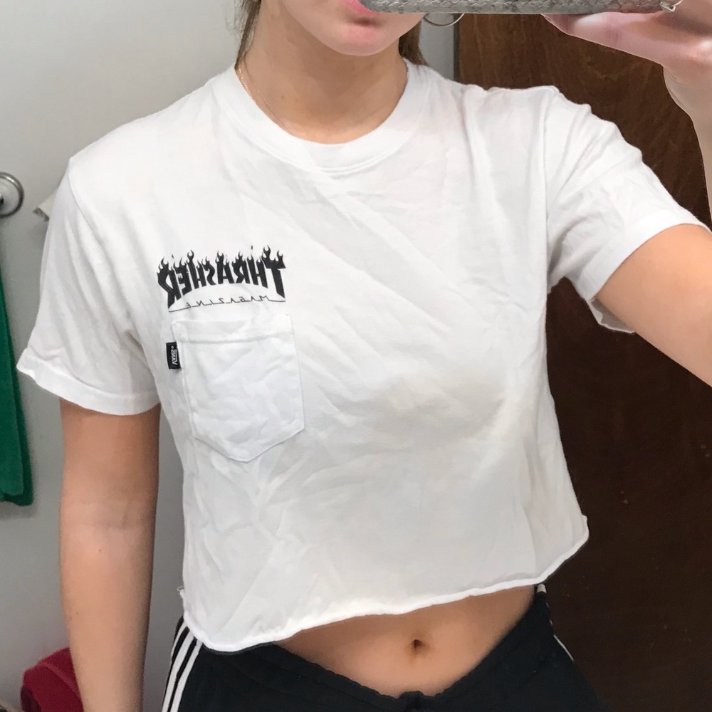 vans/thrasher cropped t-shirt